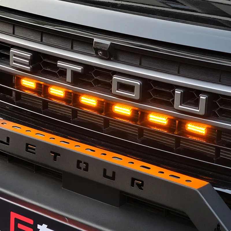 pour-jetour-t1-accessoires-2025-2024-maille-moyenne-lumiere-led-petite-lumiere-jaune-calandre-avant-modification-de-la-lumiere-decorative
