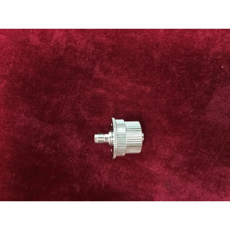 attenuatore-variabile-in-fibra-ottica-l'attenuazione-uniforme-e-regolabile-del-segnale-del-percorso-ottico-sma905-puo-sostituire-fva-uv