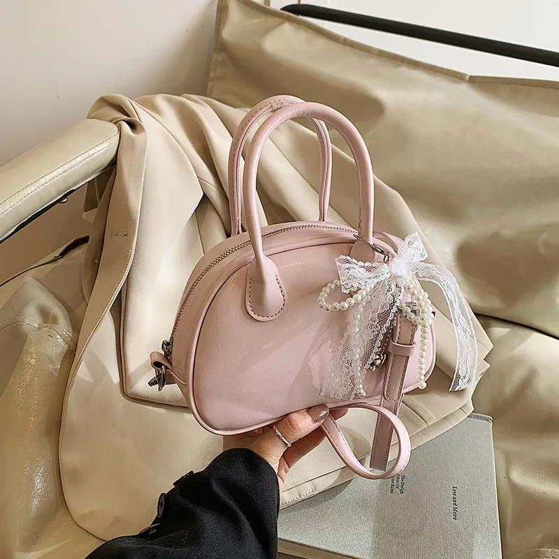 

2025 Trendy Underarm Purse for Women Sweet Bow Shoulder Bag Cute Commuter Crossbody Fashionable Chic