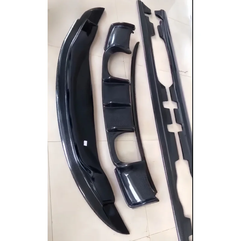 High Quality Real Carbon Fiber Aerodynamic Kit Front Lip Side Skirts Rear Lip Diffuser Rear Spoiler Exterior Mod Parts