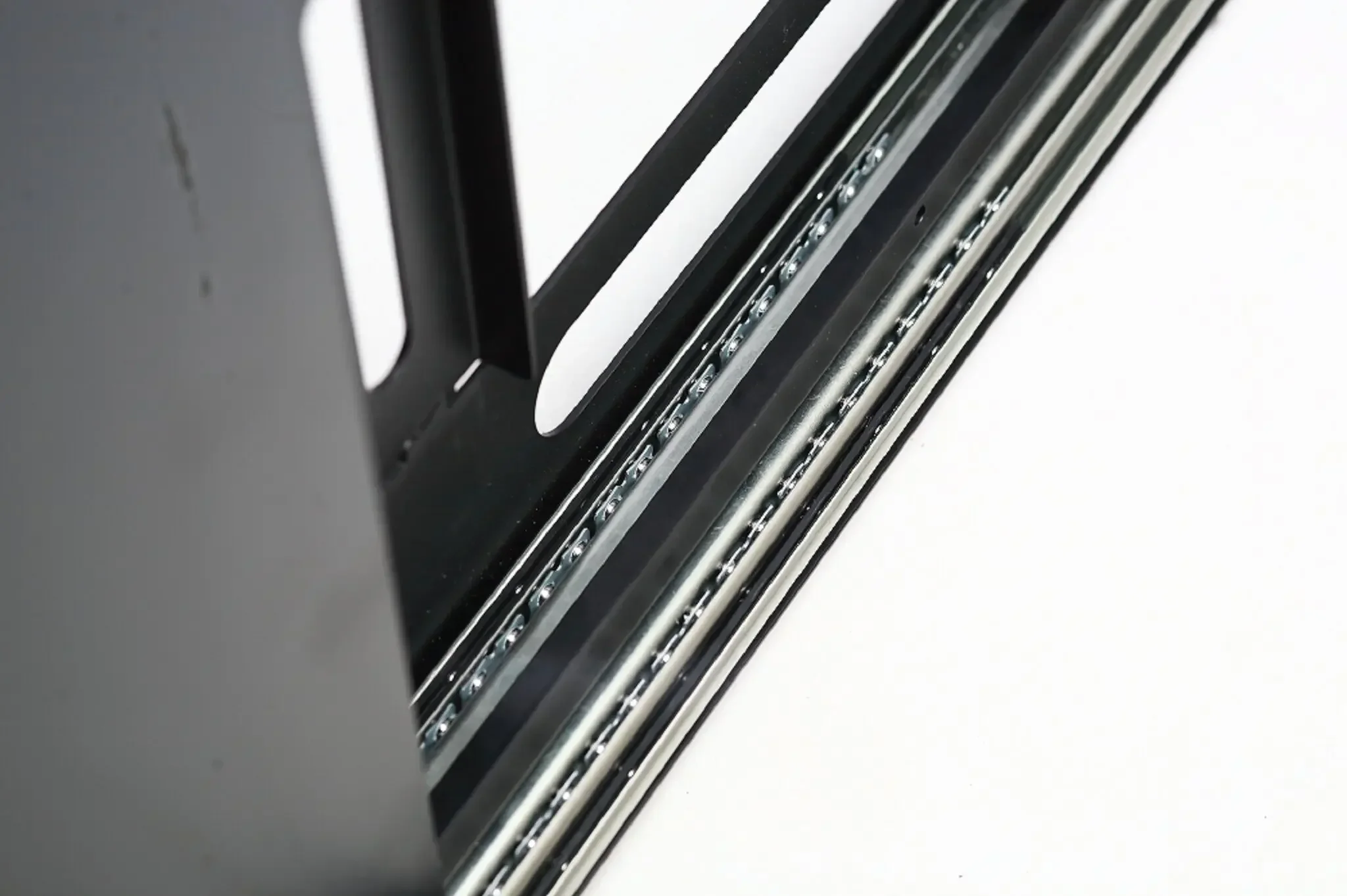 Coolride High Quality Portable Refrigerator Slider Car  Ex-factory Price Solid  Between 40L and 60L