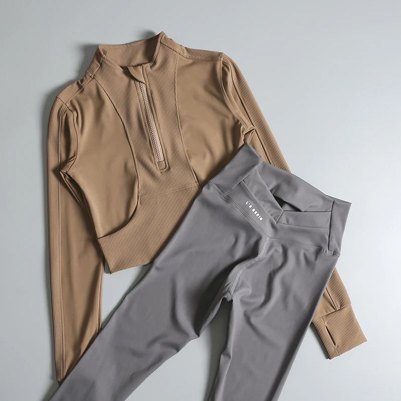 ชุดโยคะสตรีฤดูใบไม้ผลิและฤดูใบไม้ร่วงชุดฝึกพิลาทิสมืออาชีพวิ่งยิมแขนยาวเสื้อกีฬารัดรูป