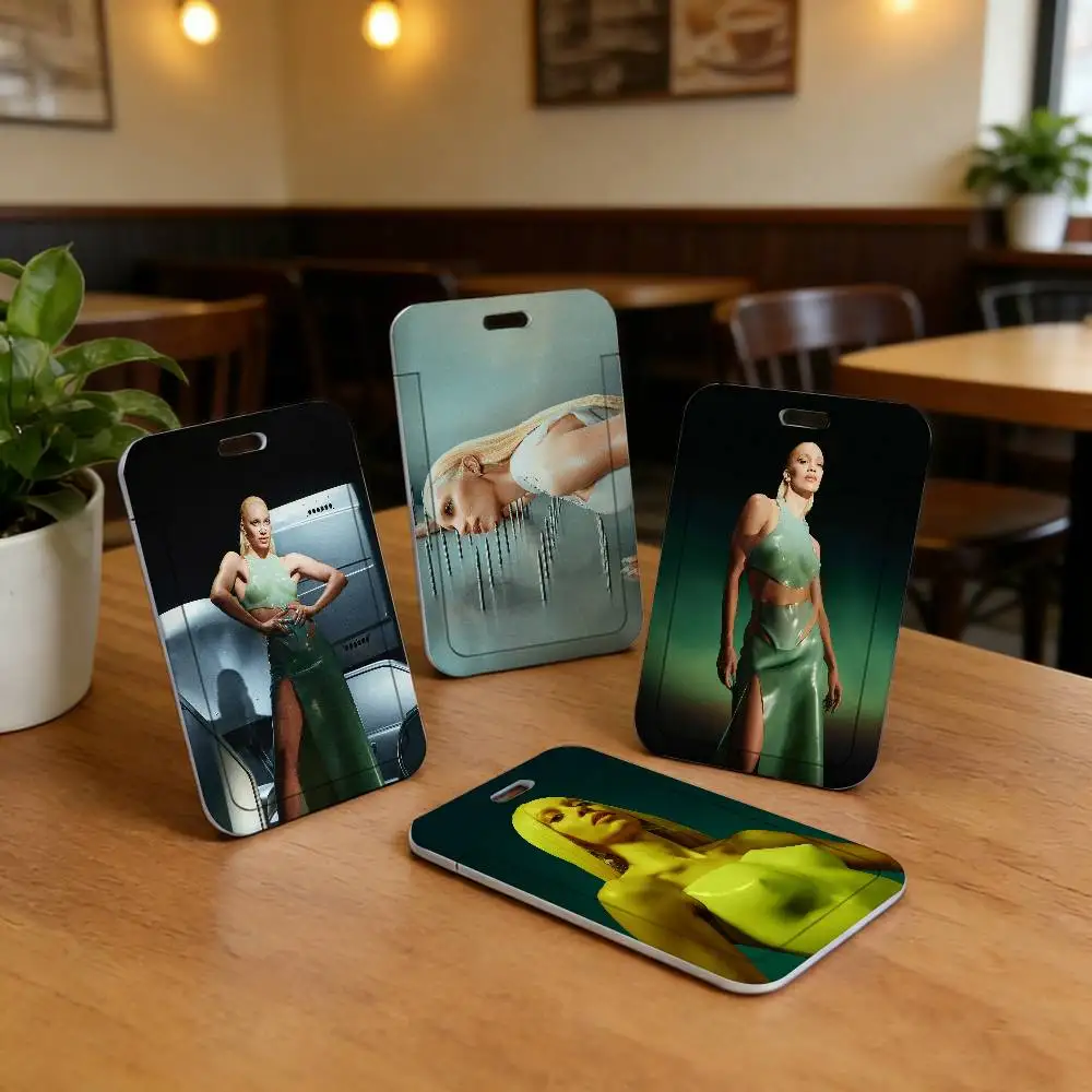 Singer Agnes Beauti…