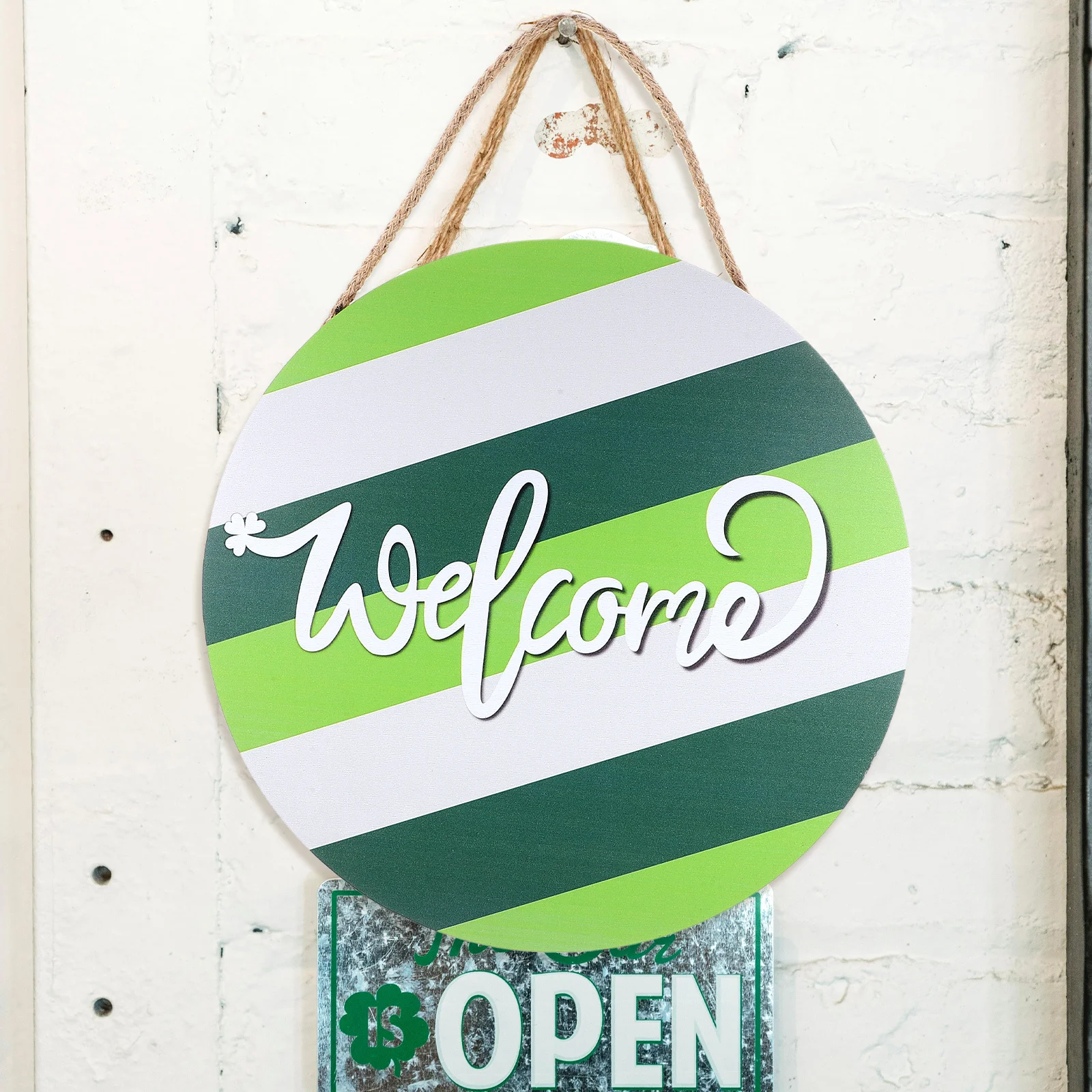 

St Patricks Day Wooden Hanging Sign Round Plaque Fine Craftsmanship Longtime Use Home Wall Art Hanging Sign