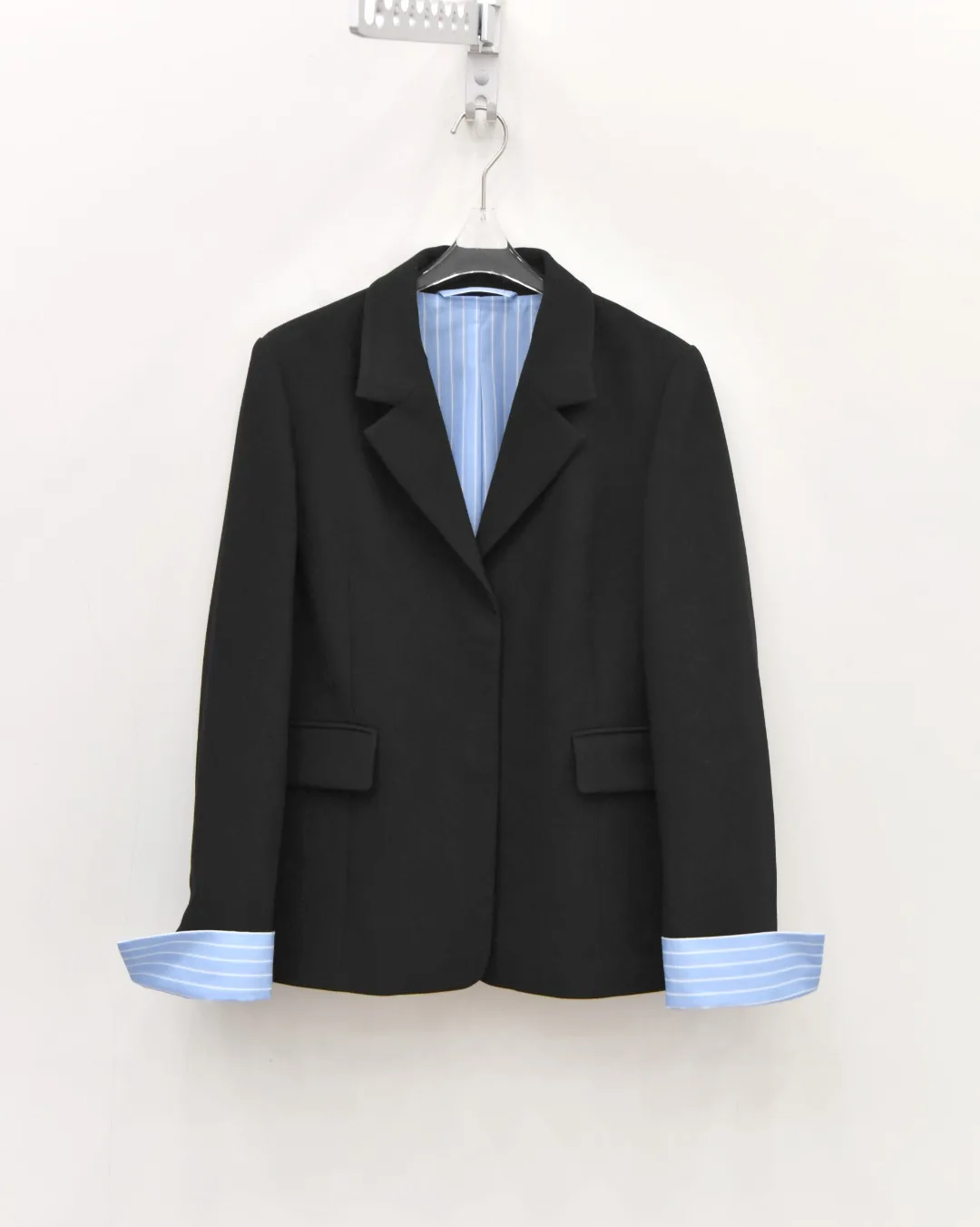 

Elegant Commuter 2026 Spring New Style Women's Suit Long Sleeve Striped Pants Set Slimming Collar Splicing Design Woolen Lady