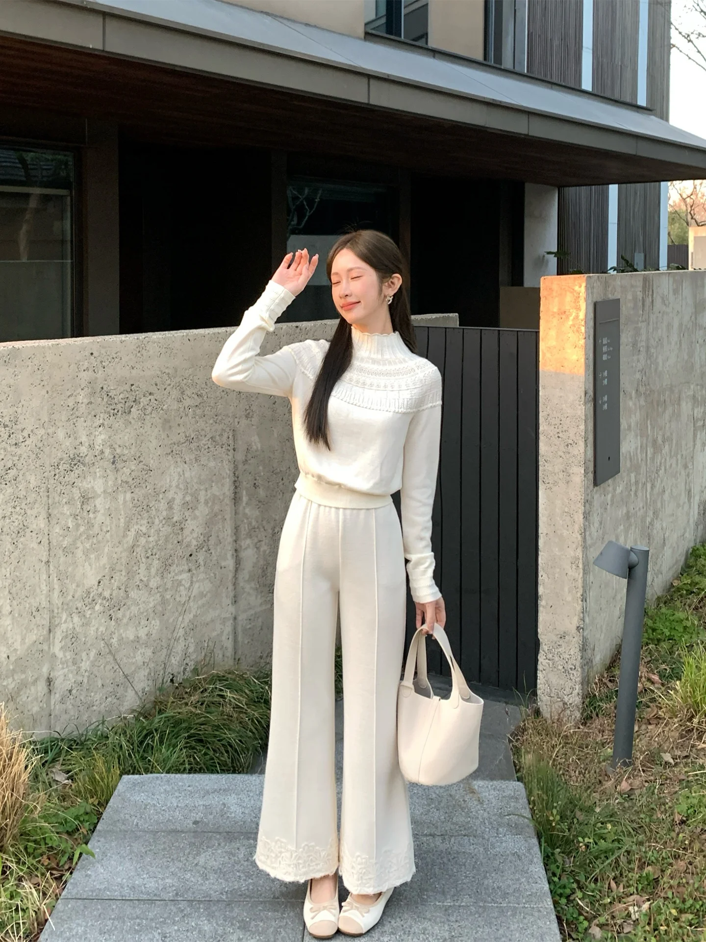 

Комплект из шерстяного вязаного свитера и брюк с высокой талией для женщин, премиум-качество, весенняя коллекция, две части