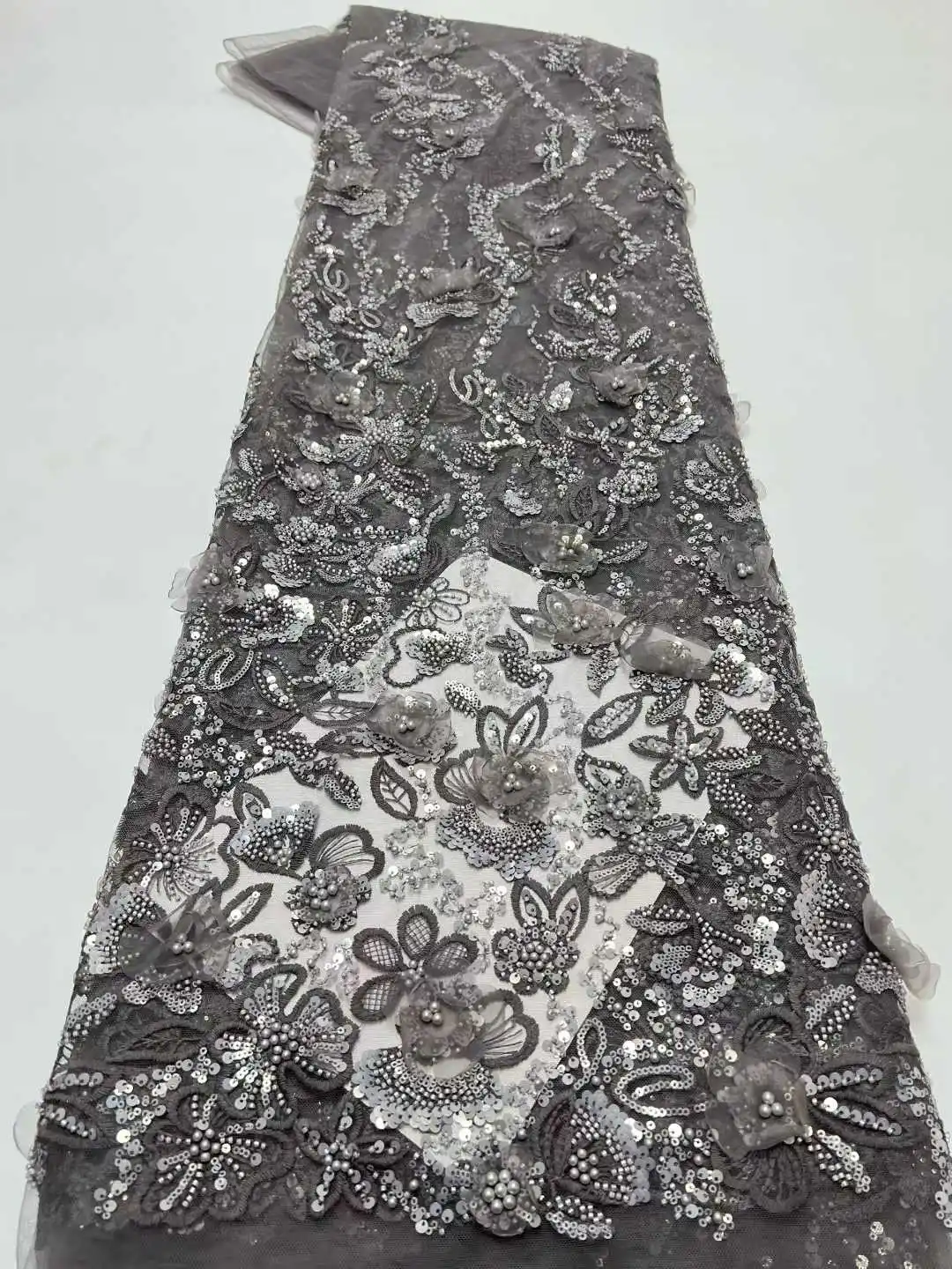 Hohe Qualität 3D Blume Elegante Französisch Stickerei Spitze 2026 Pailletten Spitze Stoff Afrikanische Nigerian Perlen Spitze Für Hochzeit Kleider