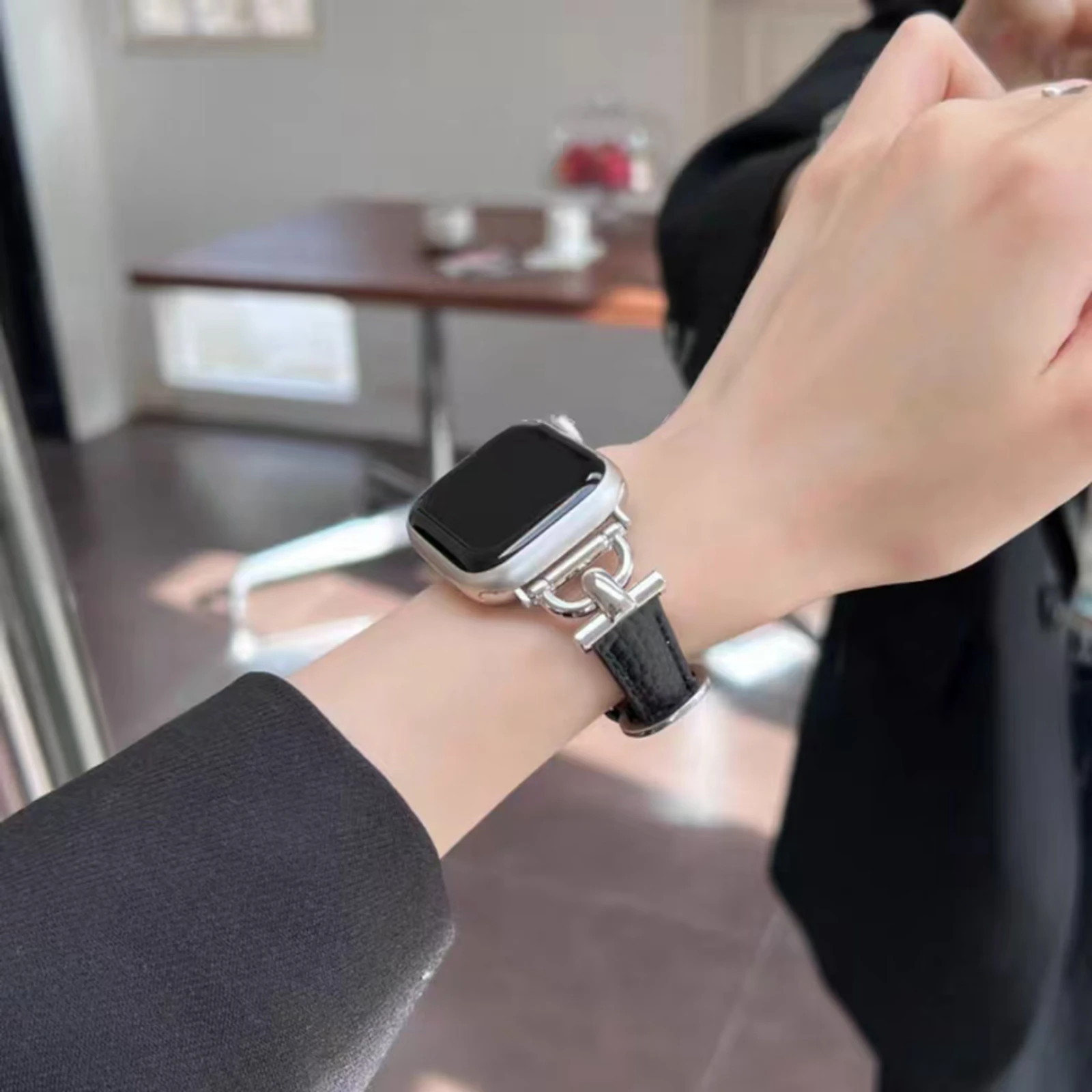 Skórzany pasek z pętelką do Apple Watch Series Ultra 11/10/9/8/7/6/5/4/3 38mm 40mm 41mm 42mm 44mm 45mm 46mm 49mm