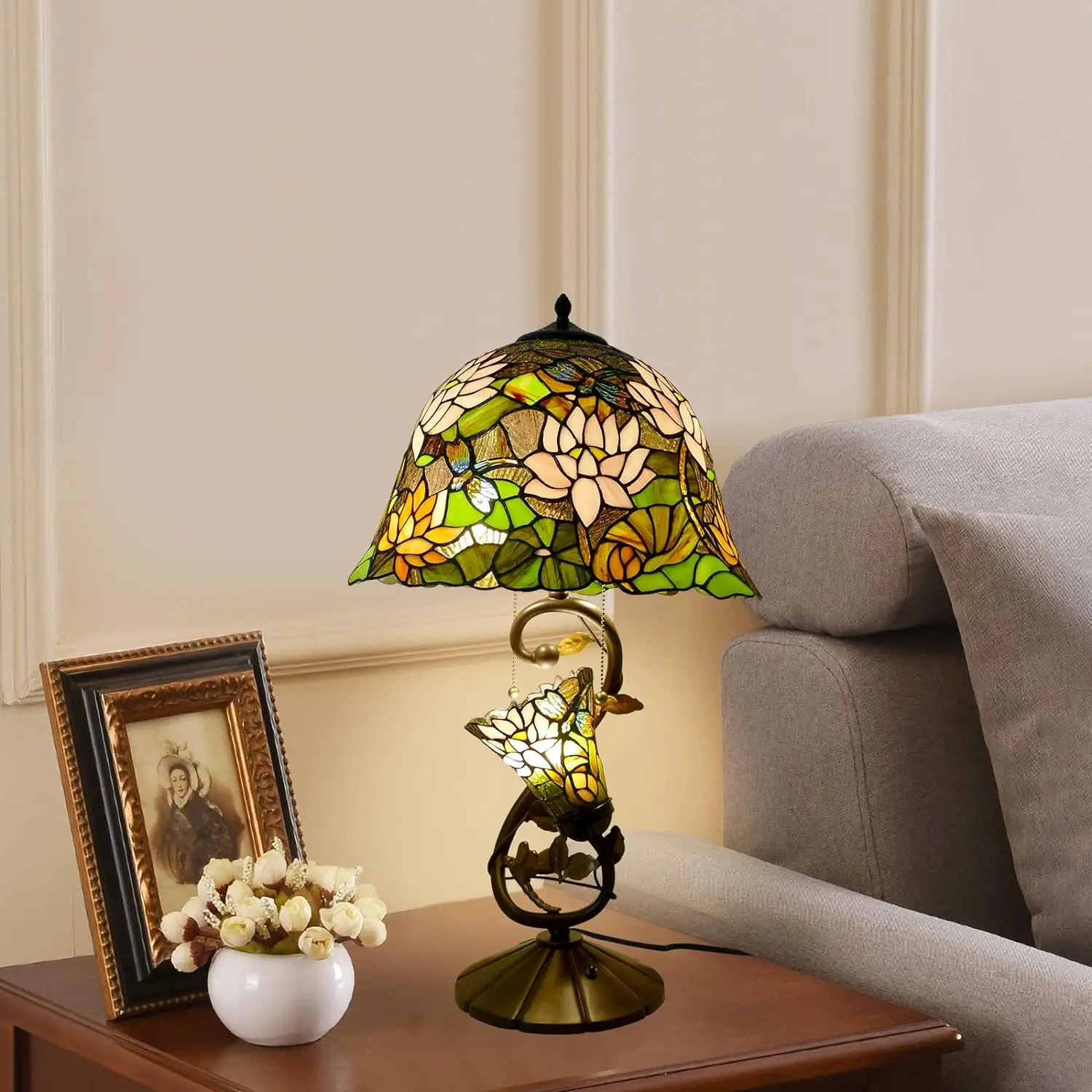 Tiffany Lamp  Heart and Beads Style  Stained Glass Table Lamp Antique Desk Reading Light Decor