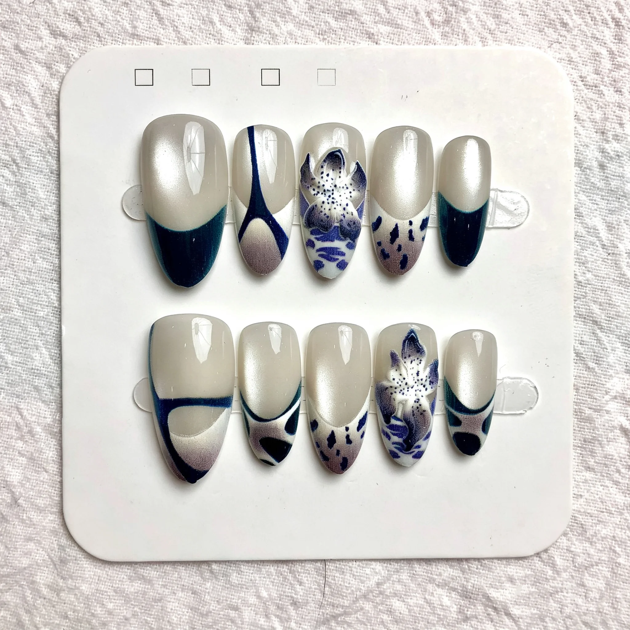 10pcs Elegant Cat Eye Press On Nails Almond Nude With Blue French Sexy Leopard Print Floral Design Reusable Women Nail Tips