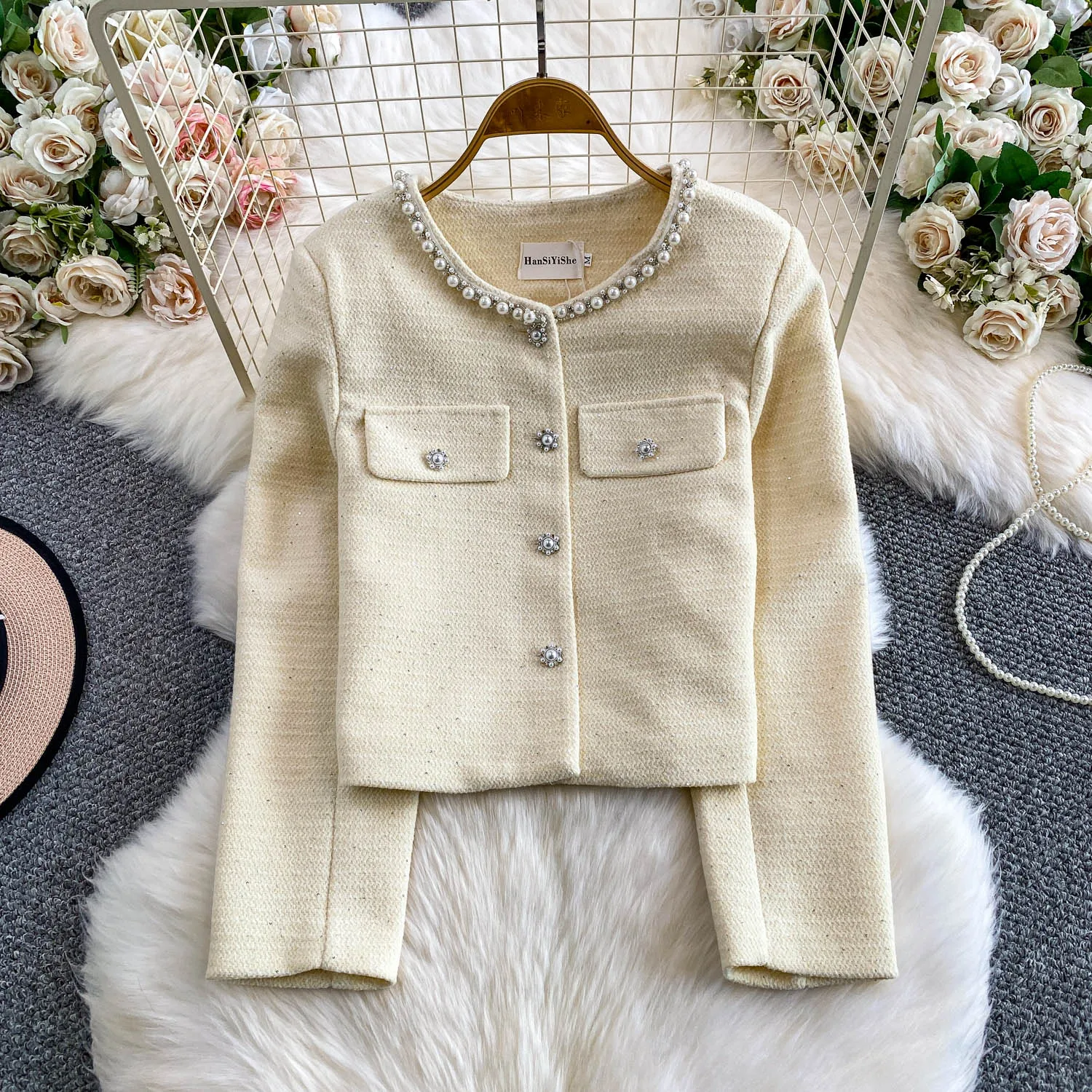 

ALPHALMODA 2025, Light Luxury, Beaded, Button Round Neck, Women's Winter Jacket, Elegant Style, Sequined Tweed Top