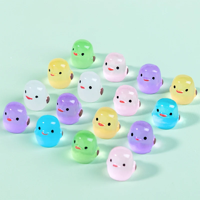 Y 10Pcs Cartoon Luminous Chick Miniature Resin Figurines Mini DIY Landscape Decoration Creative Home Decoration Accessories Gift