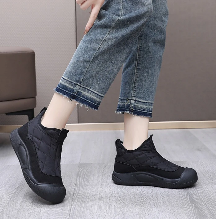 2026 Winter New Style Insulated Thick Anti-Slip Warmth-Resistant Short Boots Women Fur-And-Leather Integrated Snow Boots