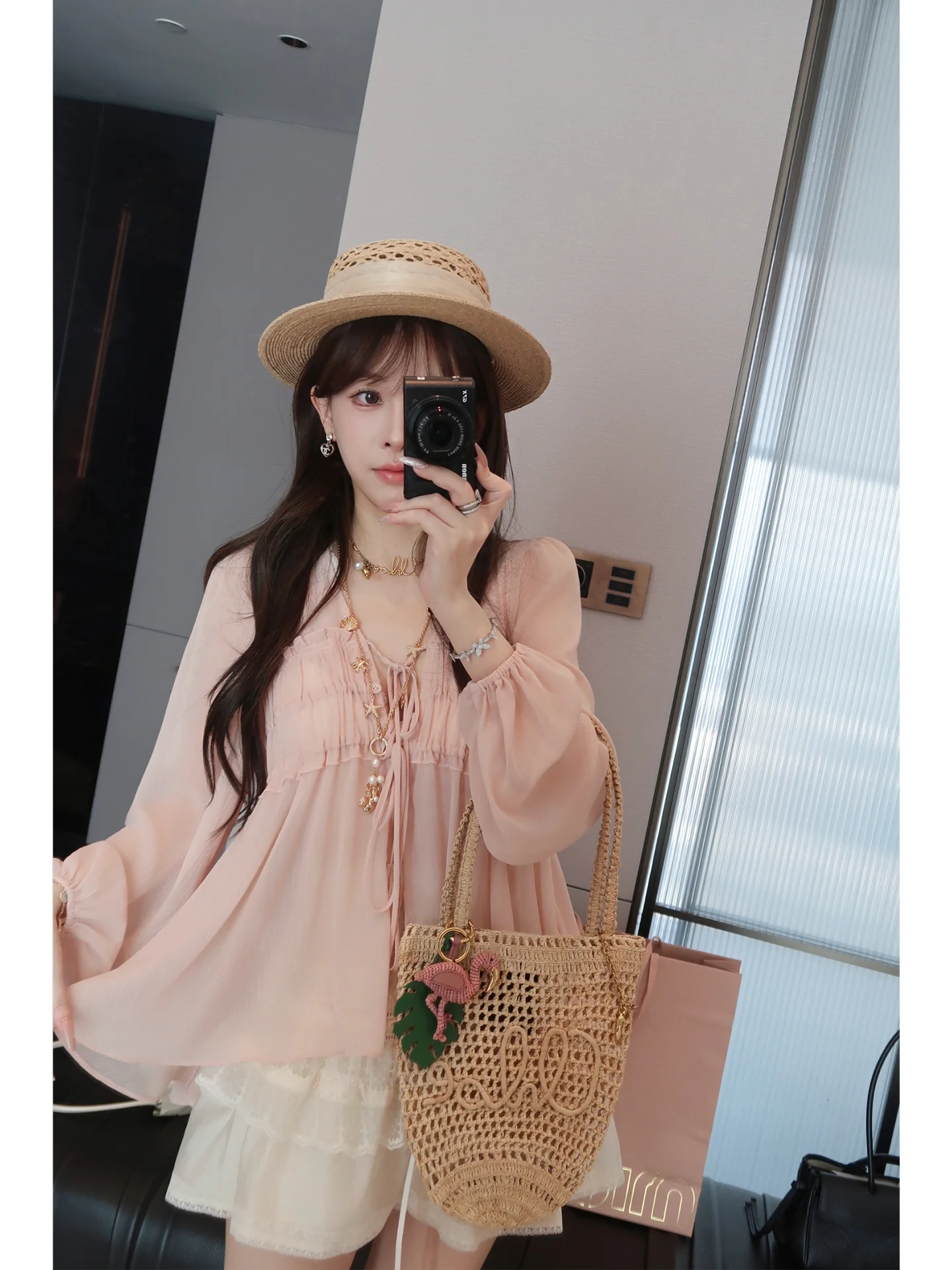 

Elegant Long Sleeve Women's Shirt Micro Transparent Lace Bow Tie Slimming Gauze Top Fashionable Summer Fashion Doll Shirt