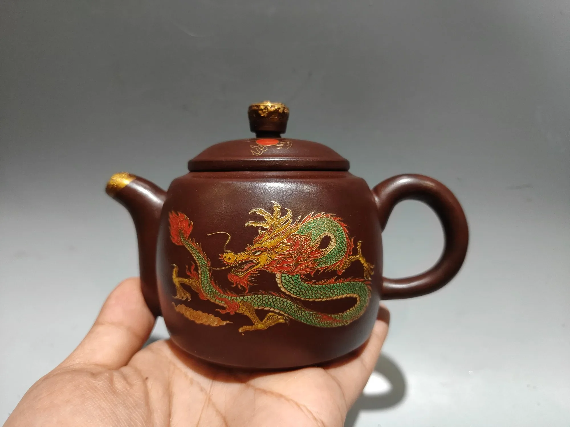 

6"Chinese Yixing Purple Clay Pot poetry Outline in gold Dragon Phoenix pattern Teapot Gather fortune Office Ornaments Town house