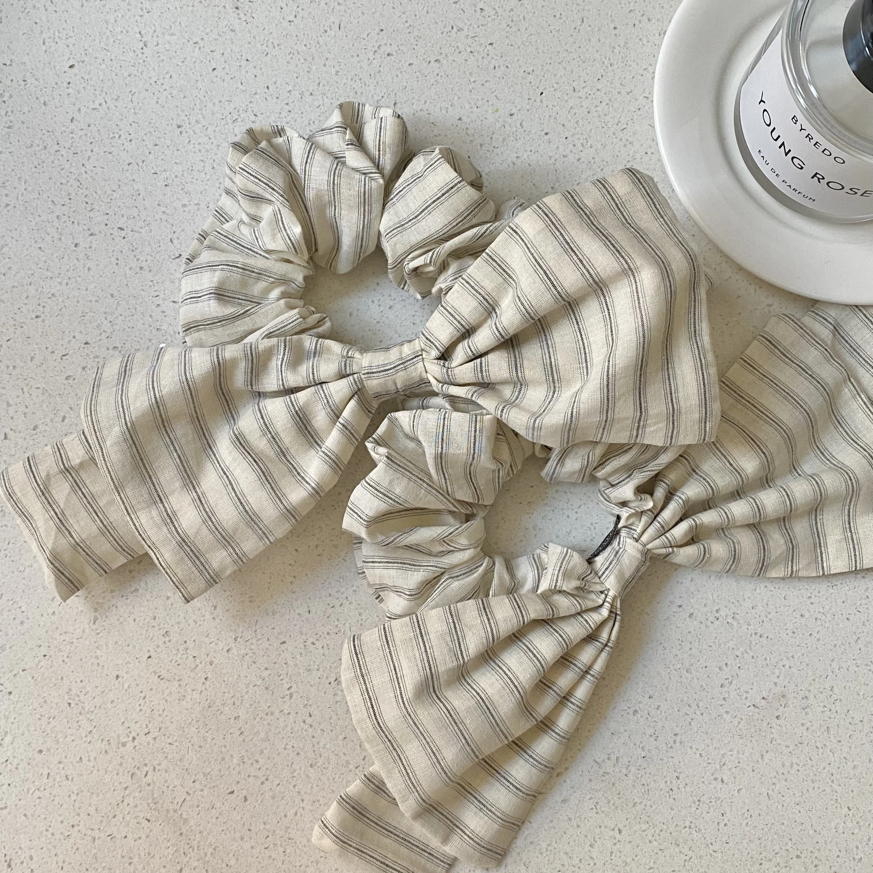 1 шт., мягкая резинка для волос в бежевую полоску с бантом в корейском стиле — модная минималистичная повседневная резинка для волос для низкого хвоста и ухода