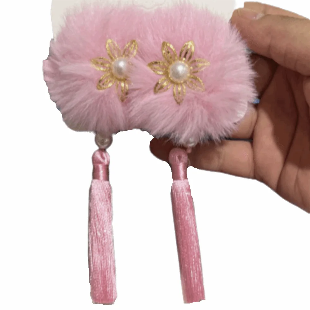 

Cute Festive Bells Tassel Antiquity Hairball New Year Hair Accessories Hair Rope Duckbill Clip Children's Headwear