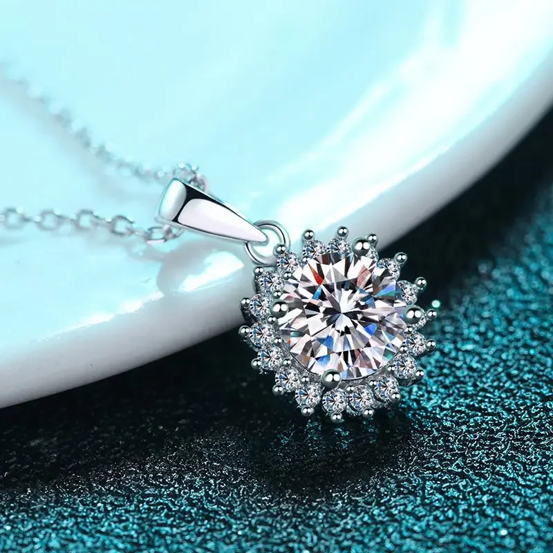 

Изысканное ожерелье Exquisite Store PT950 из платины с микроинкрустацией бриллиантами и подвеской в виде подсолнуха, 0.5ct/1ct/2ct/3ct/5ct, с муассанитом, для женщин, подарок