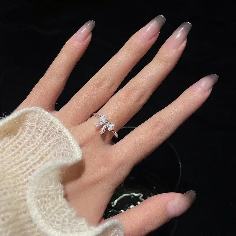 1/2pcs Arrived Romantic Lovely White Bowknot Rings Female Exquisite Jewelry Ring with Shiny Bow Tie Zircon for Party and Dating