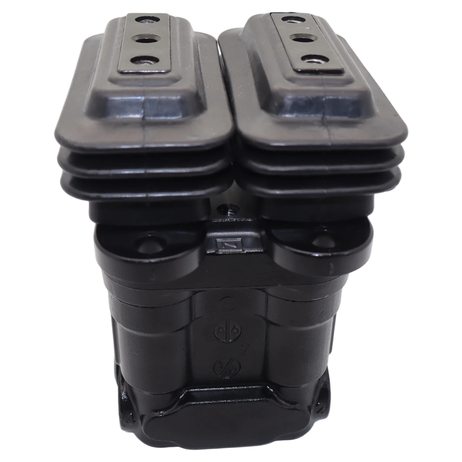 

Pilot Foot Pedal Control Valve YX30V00004F1 For Kobelco SK135SR SK480LC SK235SR-1E SK200LC-6 SK135SR-1E SK200LC-6ES SK115SRDZ