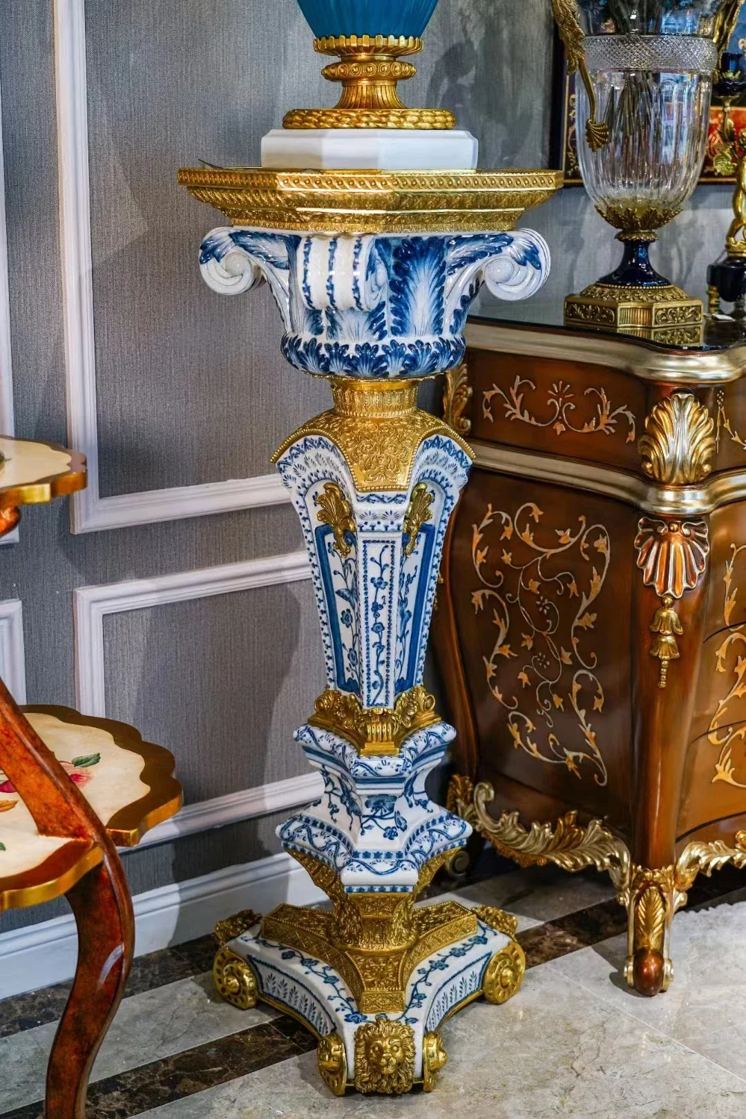 Luxury floor-to-ceiling ornaments, indoor hand-painted ceramics with copper carving flower stand