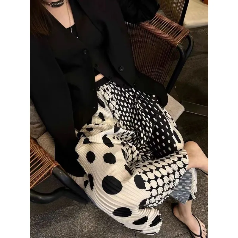 Skirt Women's Summer Pleated Audrey Hepburn Style French Elegant Polka Dot A-Line Maxi Skirt New Comfortable Minimalist Niche