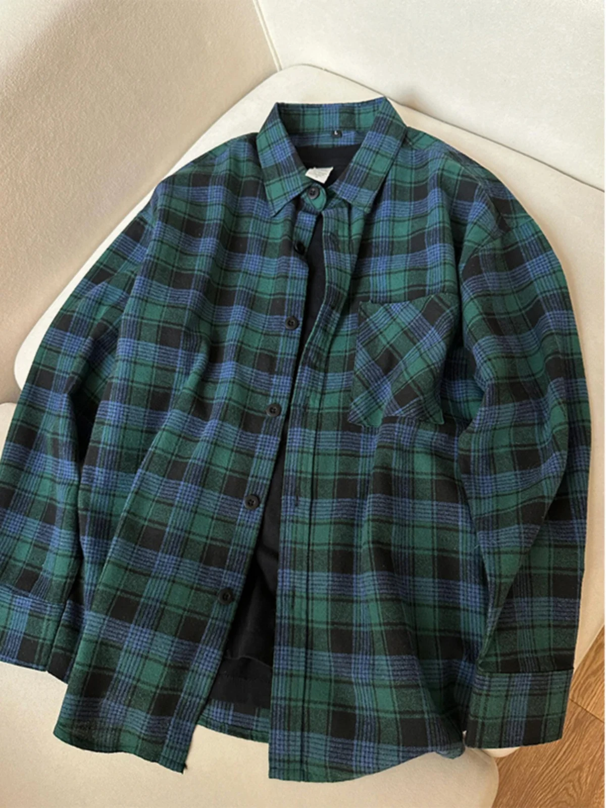 

Trendy Plaid Long Sve irt for Boys Spring Season Youthful Sle Loose Fit No Ironing Required een Tea Color Thin Jaet