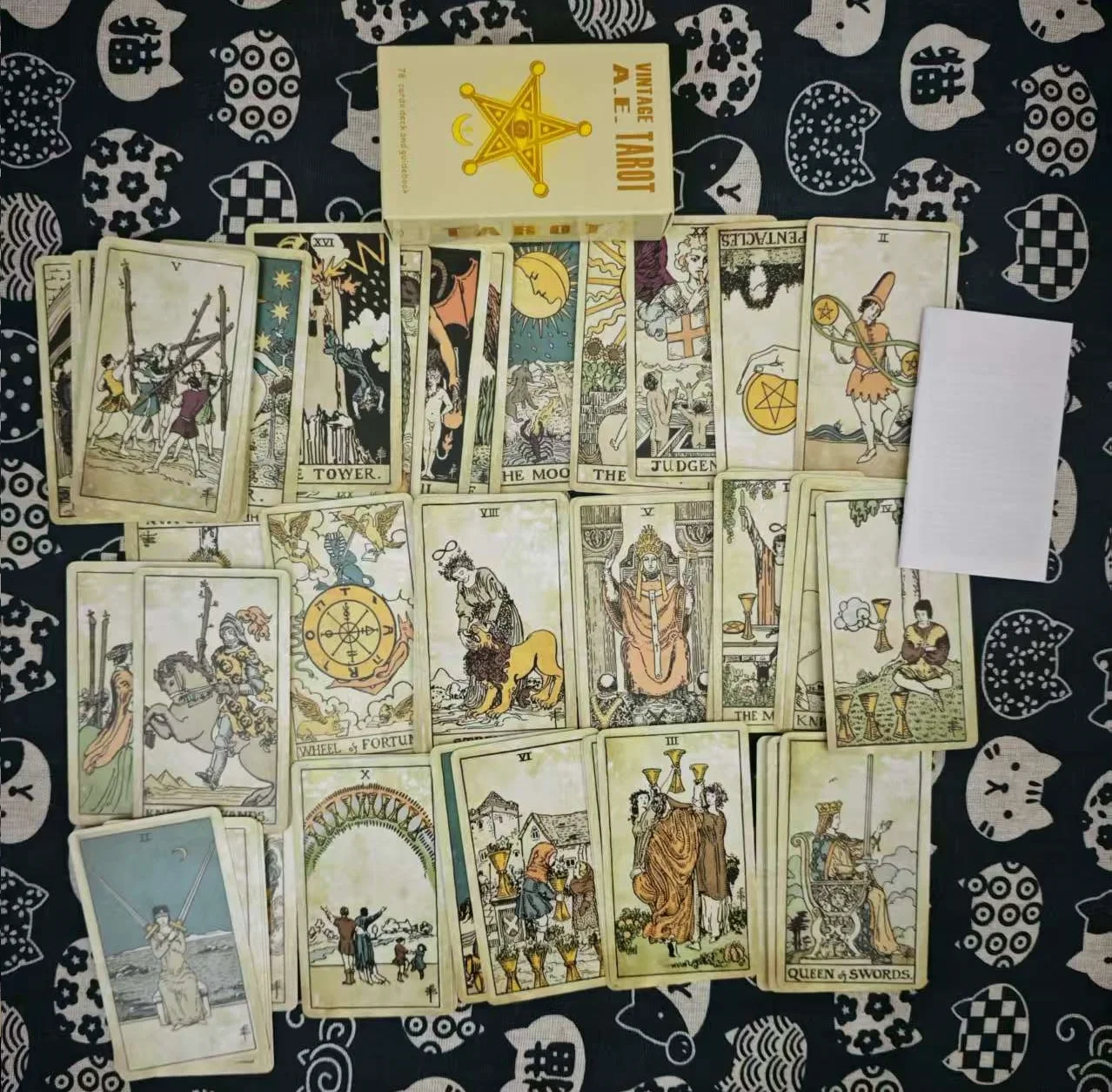 Das klassische Tarotkartendeck, 78 Stück, für einfache Anfänger, Schicksal, Wahrsagerei, Party, Tischplatte, Brettspiel, Spielzeug