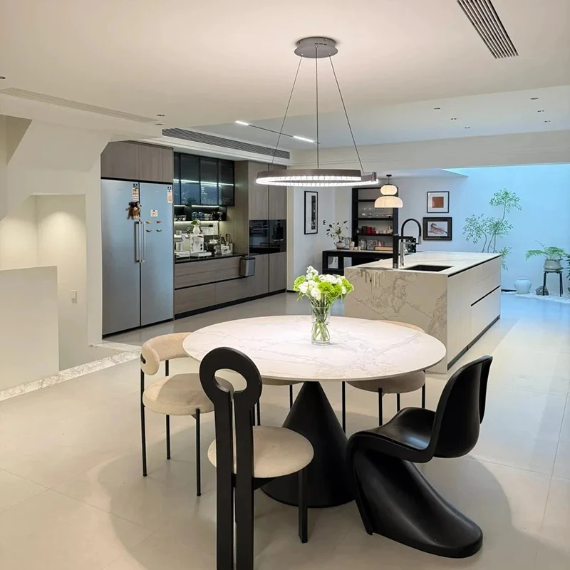Immagine 6: Mobili da Cucina di Lusso Moderni per Villa di Alta Gamma, Armadietti Personalizzati Modulari in Legno Impiallacciato con Lavello