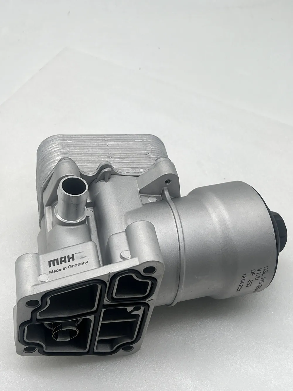 オイルフィルターハウジング,冷却部品,VWパサートTdi 2.0l 2012-14 03l115389c 03l115389h,oem,新品