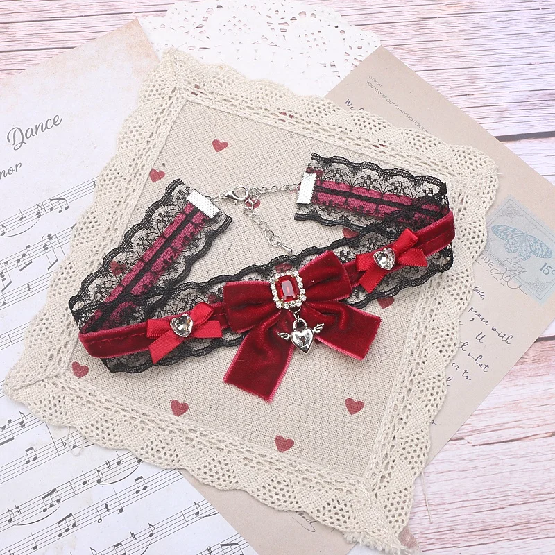 Handmade Japanese Lolita Mass Production Velvet Bow Wings Lock Pendant Sticker Neck Collar Female Dark Goth Lo Small Objects
