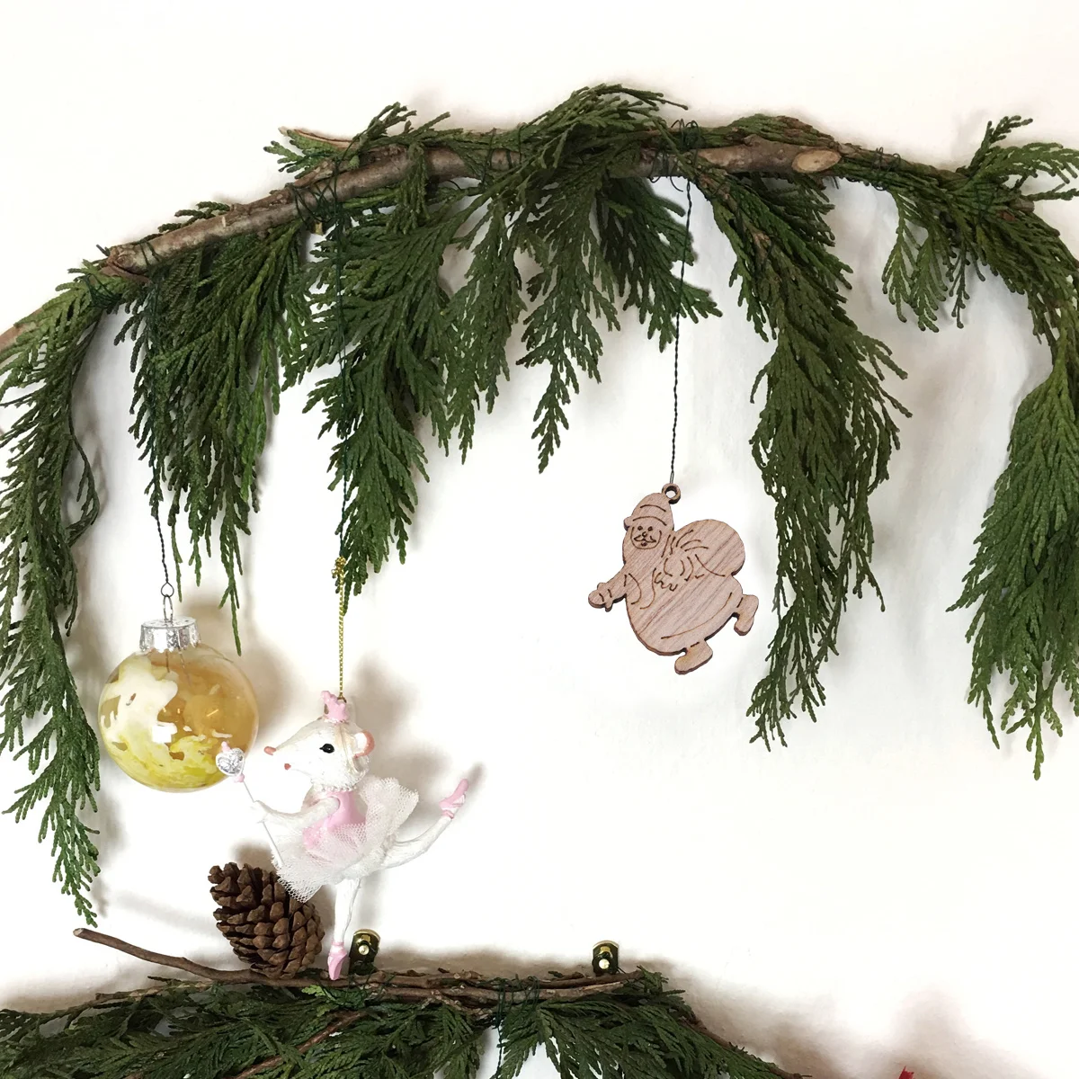 

100pcs Retro Color Wooden Slice Decor Christmas Themed Craft Pieces Diy Painting Handmade Tree Hanging Ornament Wood Slices Diy