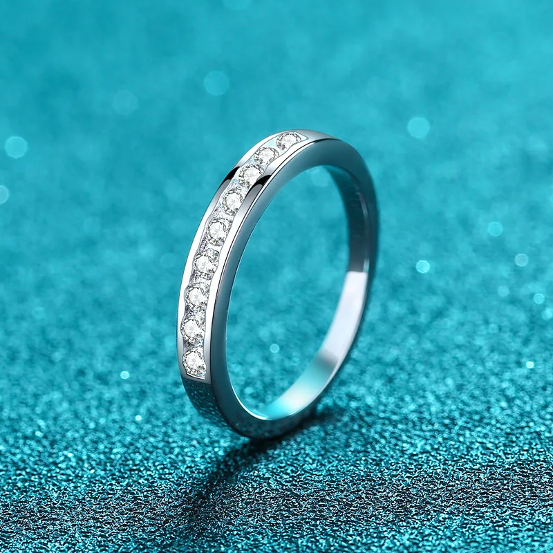 

XDY925Sterling Silver Women Simple Paved One-Word Row Ring27Moissanite Ring Band Factory Direct Supply