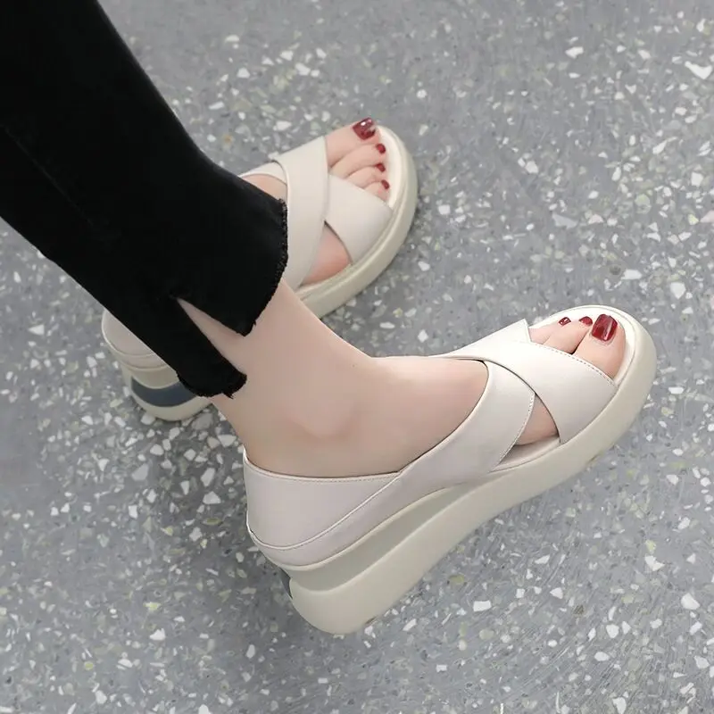 Muffin Bag Heel Sandals Women 2022 Summer New High-heeled Fashion Outer Wear Wedge-heeled Thick-soled Comfortable Women\'s Shoes