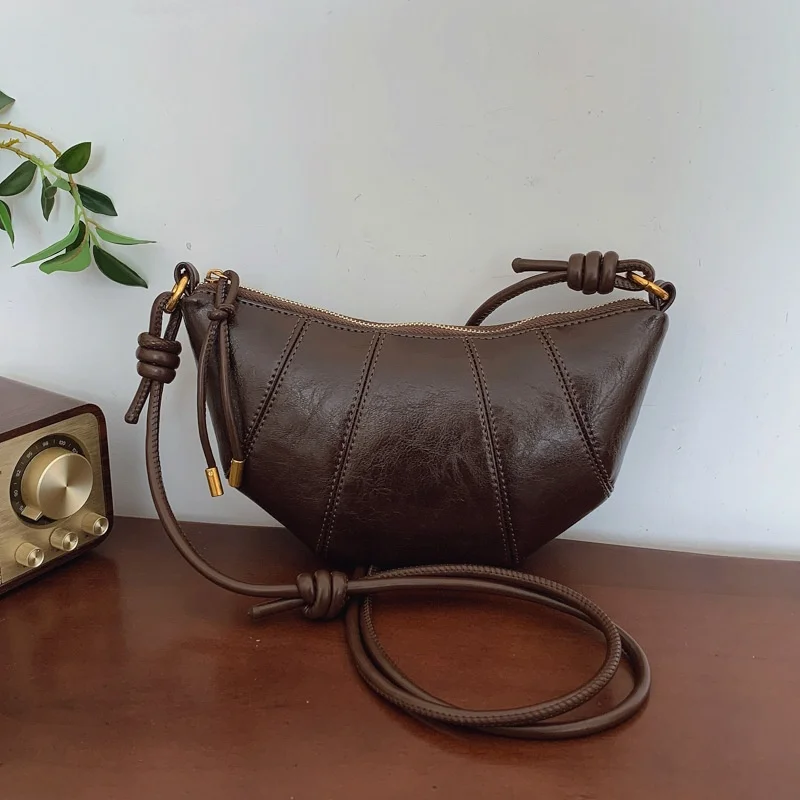 

Модная женская сумка в форме круассана, повседневная простая сумка через плечо для женщин, для ежедневного использования, для поездок на работу, сумка для телефона, с карманами