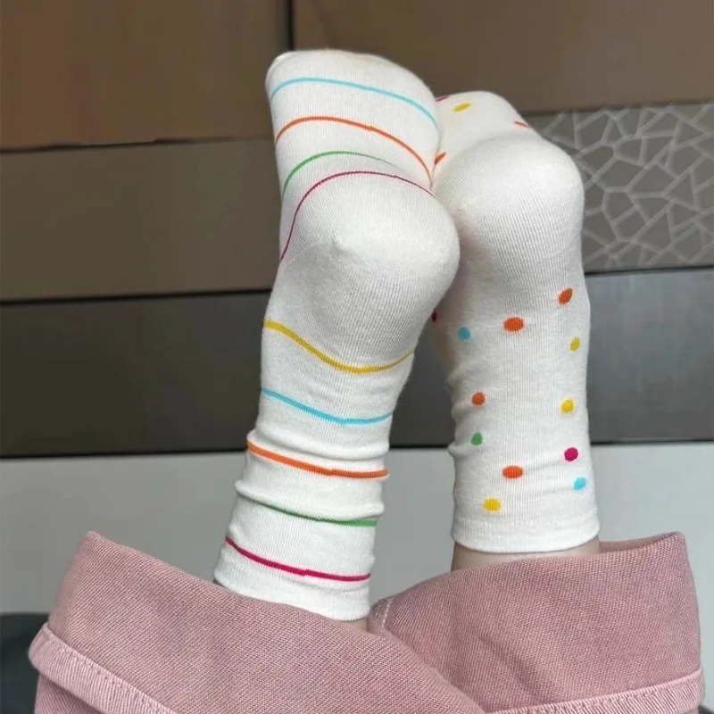 

Носки средней длины в японском стиле, кавайные дышащие чулочно-носочные изделия, модные милые универсальные мягкие повседневные простые девичьи чулочно-носочные изделия для школьниц