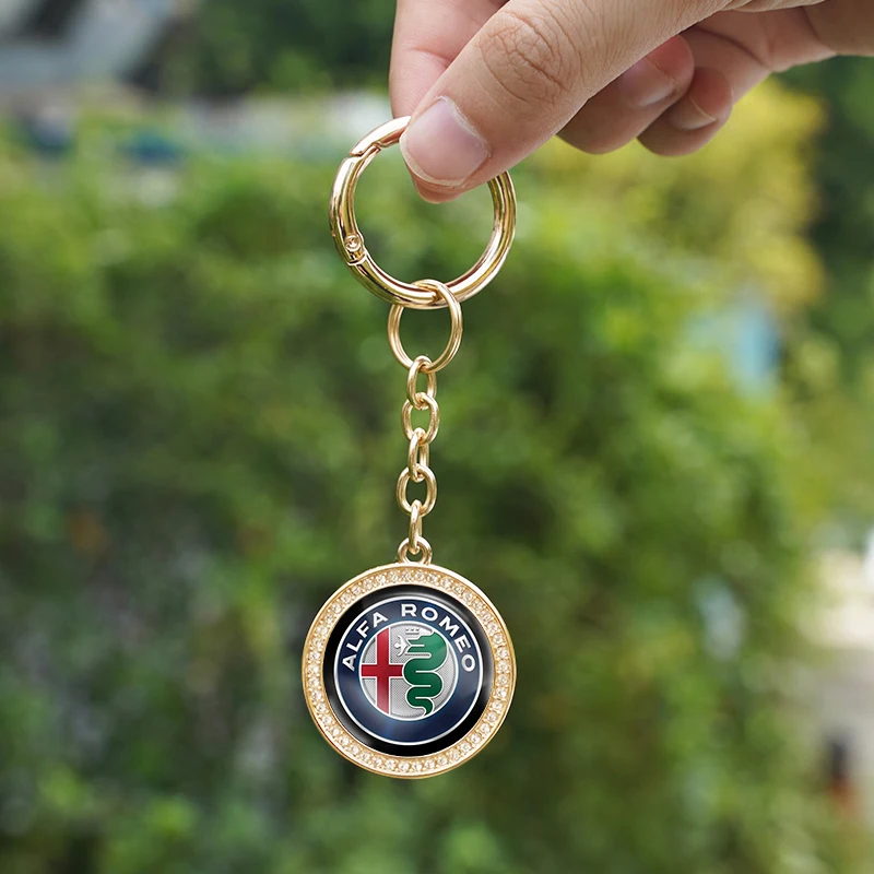 Zinc Alloy Keychain Men Women Keyring Car Accsesories For Alfa Romeo Giulietta GT 159 147 156 Mito Brera Giulia F1 Stelvio Volan