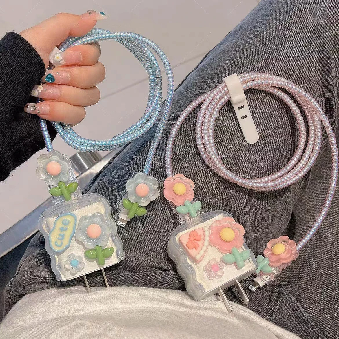Cute Flower 20W Charger Protective Case + Cable Protector Set for iPhone Charger, Anti-break Charging Cable Sleeve