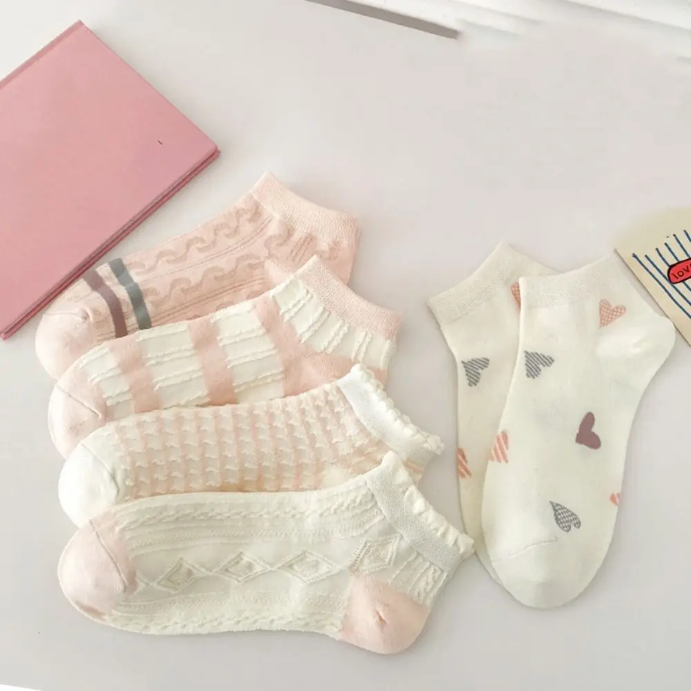 

5Pairs Fashion Stripe Heart Short Socks Ins Style Ruffle Sweet Ankle Socks Female Hosiery Breathable Tube Socks Women Lady