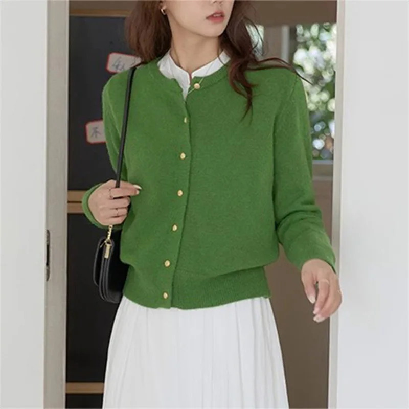 

Autumn Women's Long-sleeved Knitted Cardigan Korean Fashion Commuter Round Neck Single-breasted Knit Sweater Coat Outwear Tops