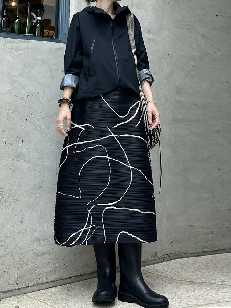 

Women's Black White Curved Print Pleated High-Waist Midi Skirt Texture Fabric Elastic Waist Fashion Daily Wear 2025 Trendy Chic