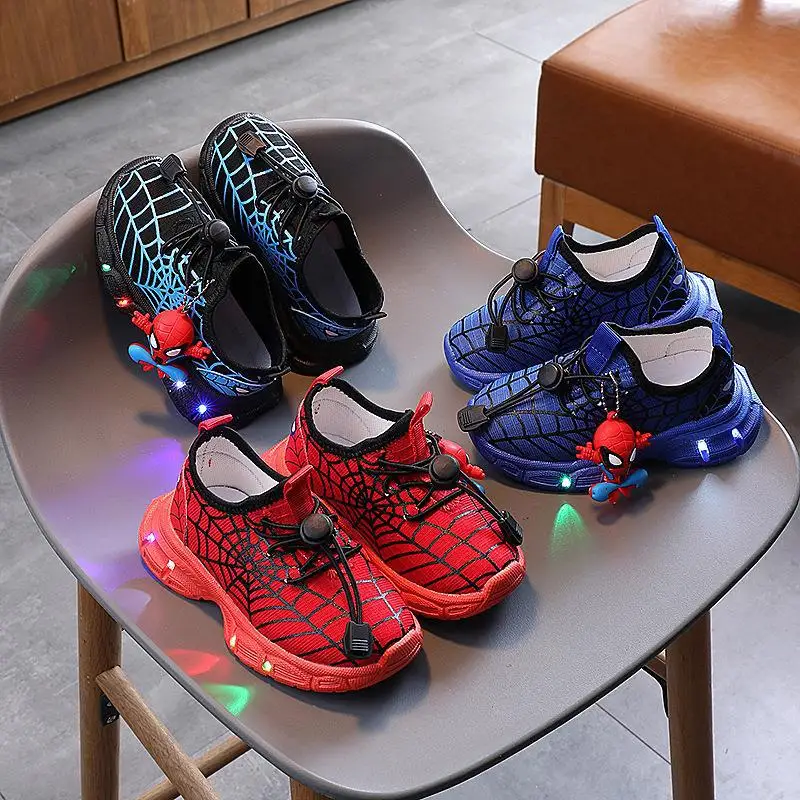 

Children's Sports Shoes 6 Years Old Boys Flash Light Fashion Dad Shoes Girls Flash Light Running Shoes Non Slip Soft Soles Shoes