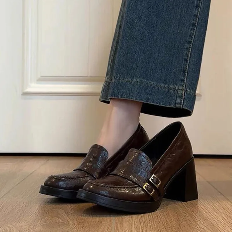 الانزلاق على كتلة كعب حذا فردي للسيدات جديد ساحة تو عميق الفم حزام مشبك عدم الانزلاق عالية الكعب للخريف