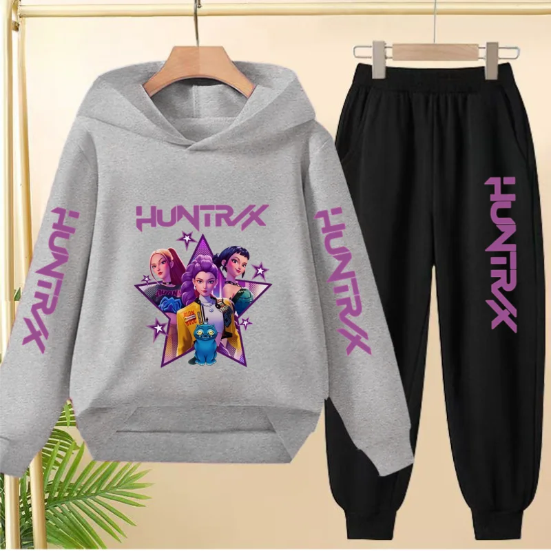 귀엽고 장난꾸러기 같은 걸그룹 프린트 후드티와 패셔너블한 후드티 세트는 3~13세 남아 여아에게 적합합니다.