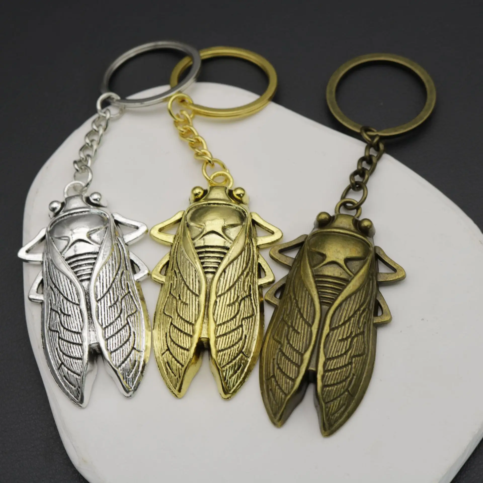 3D Cicada Key Chain Alloy Cicadas Lucky Insect Souvenir Cigale Keyring Bag Pendant Decoration