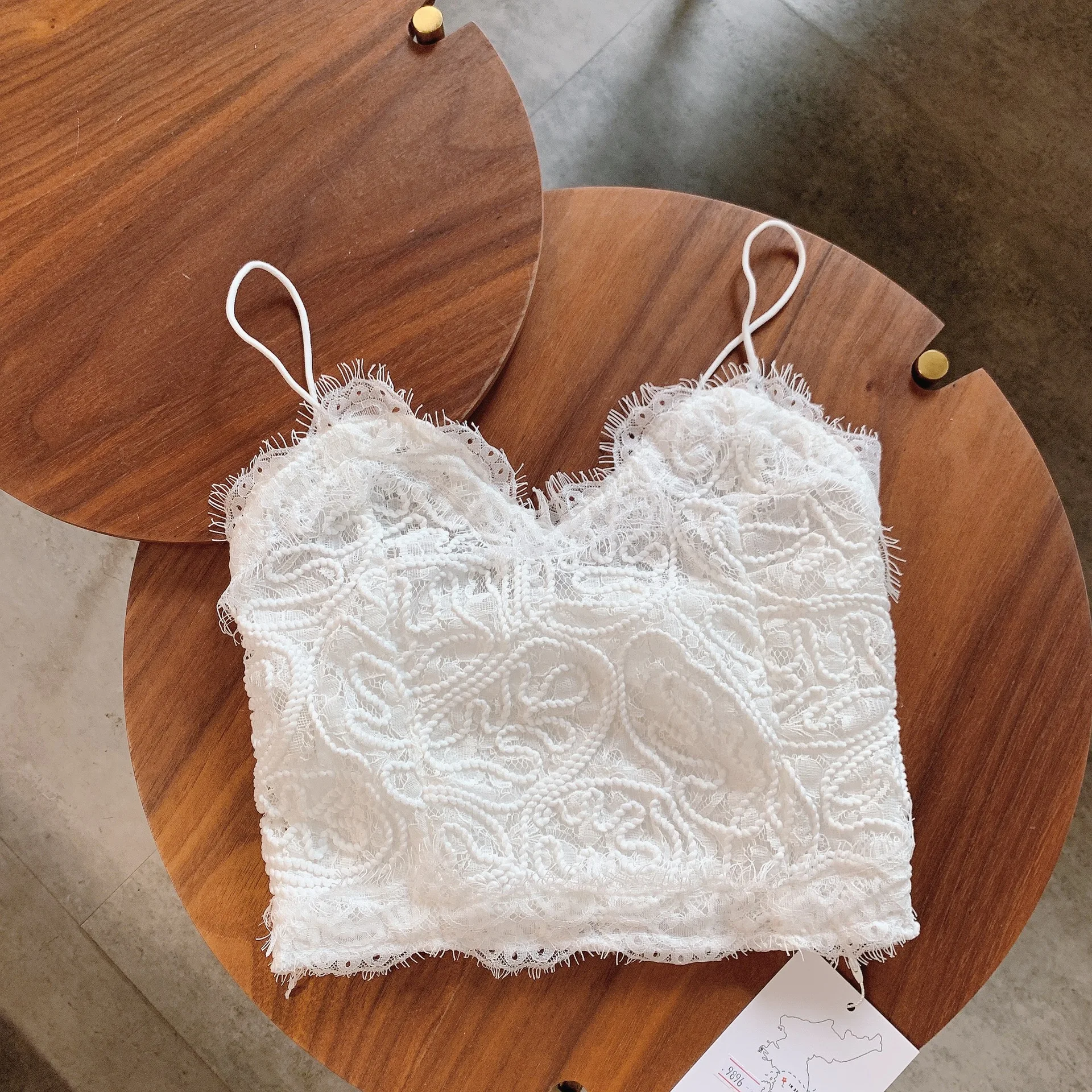 2023 Vintage Lace White Camisole Women's Summer Slim Fit Short Sexy Tops Female New Sleevess Y2k Solid Sweet All-Match Camisole