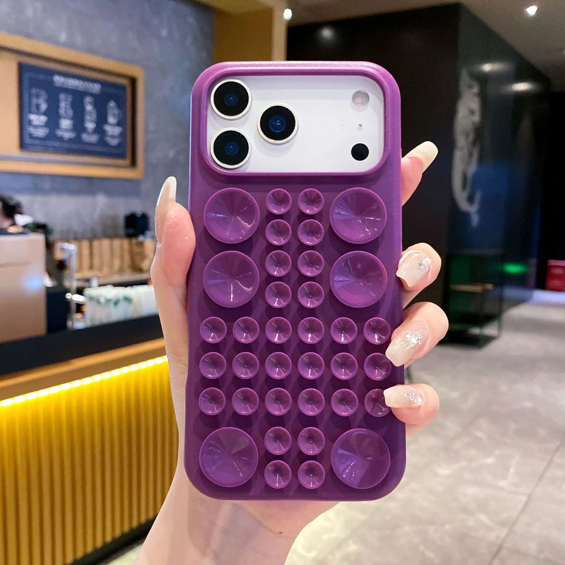 

Ударопрочный силиконовый чехол с круглой присоской для iPhone 17 16 15 14 Plus Pro Max, с сильной адсорбцией, многофункциональный