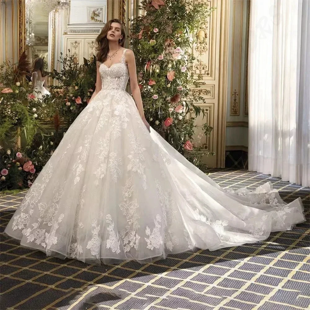 Customzied  Sexy Sweetheart Spaghetti Straps Wedding Dress Romantic Applique Lace Sleeveless Bridal Gowns Bride Dresses 1