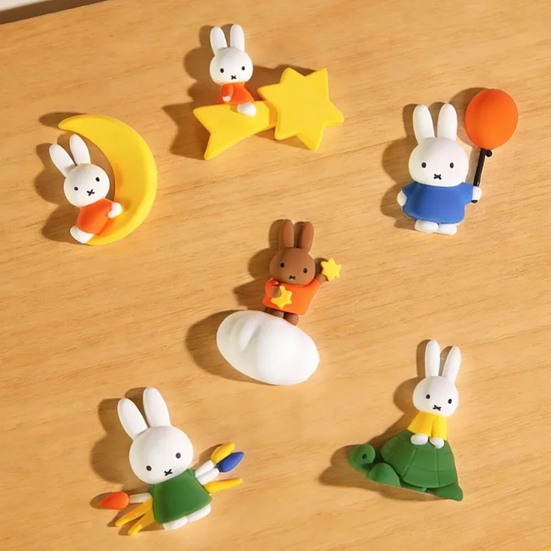 

Оригинальный кролик Miffy, магнит на холодильник, глухая коробка, экшн-фигурка, фигурка куклы, милая кукла для девочек, подарок на день рождения, игрушки