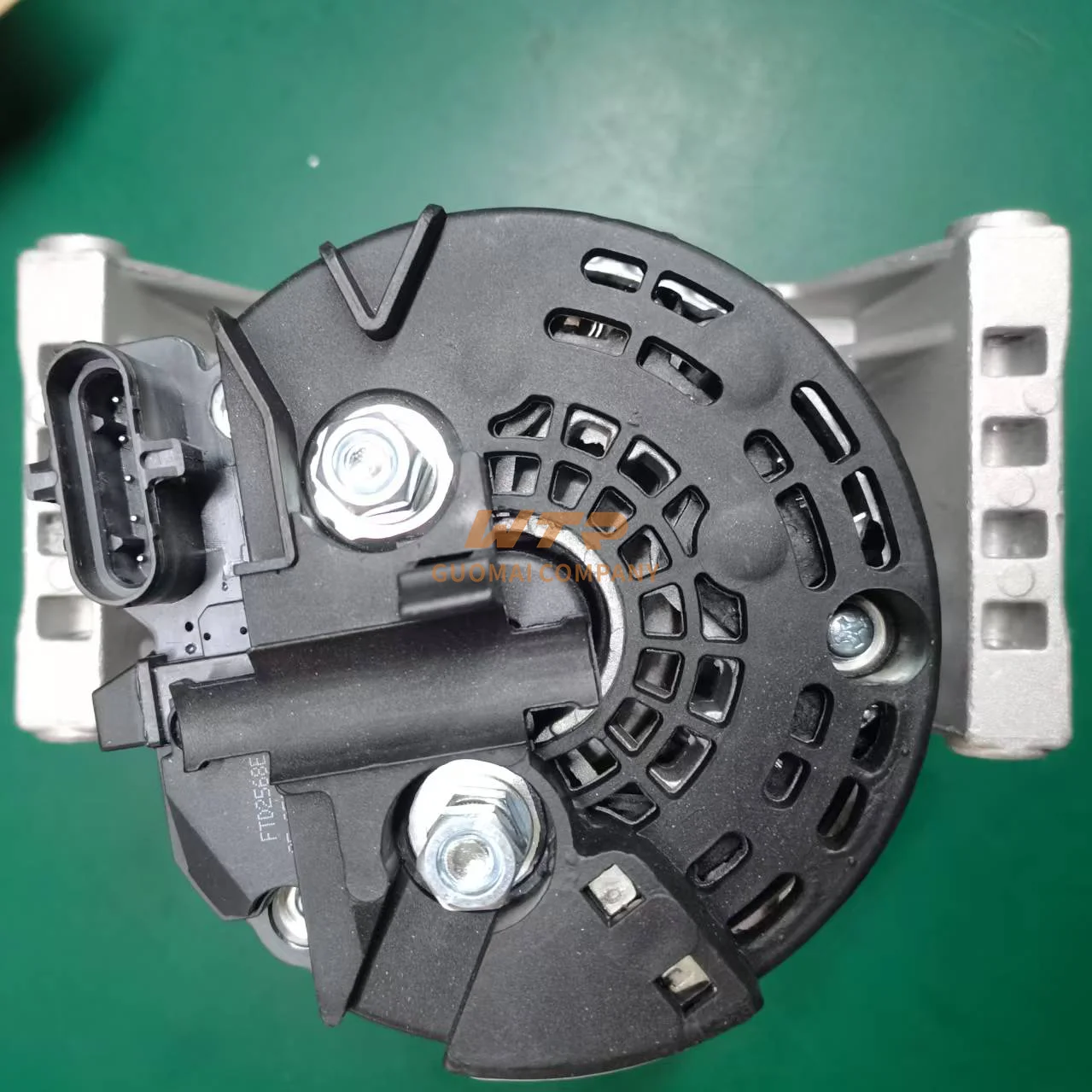 OEM Quality Truck Alternator for XF/XG/XF105 Series PACCAR MX-13 Engine 170A Smart Regulation and Compact Design